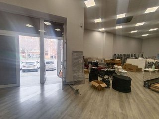 Nave industrial en alquiler en El Bon Pastor en Barcelona