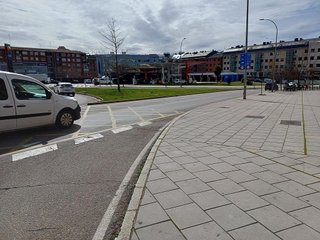 Local comercial en alquiler en Las Eras de Renueva en León