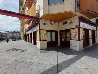 Local comercial en alquiler en Las Eras de Renueva en León