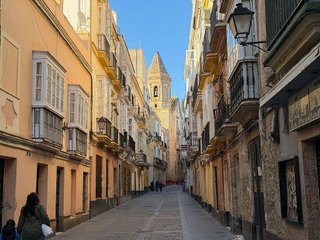 Piso en alquiler en La Caleta - La Viña en Cádiz