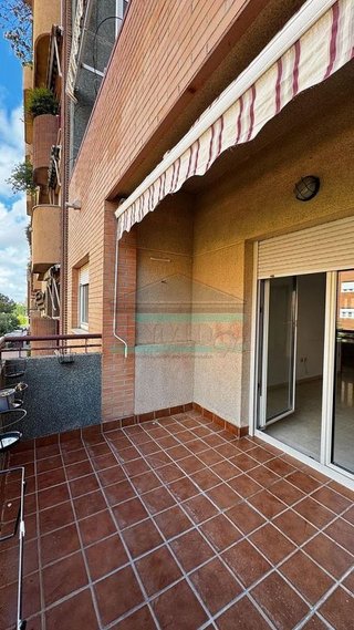 Piso en alquiler en Cervantes en Granada