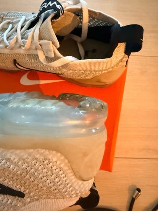 Nike Air VaporMax crema/Negro