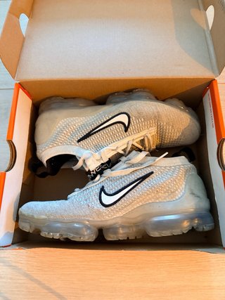 Nike Air VaporMax crema/Negro