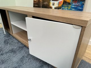 Mueble TV 150cm Puertas Abatibles