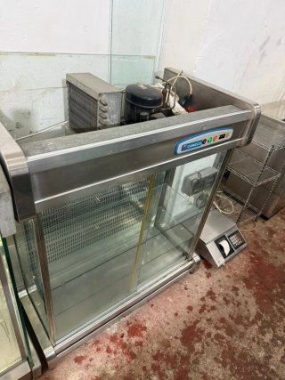 Nevera Expositora Refrigerada