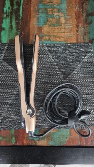 Plancha de pelo Steam Plus dorada