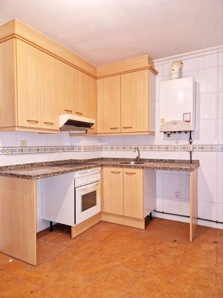 Piso en alquiler en Tenderina Alta - Fozaneldi en Oviedo
