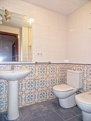 Piso en alquiler en Tenderina Alta - Fozaneldi en Oviedo