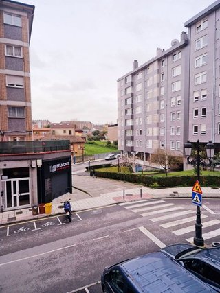 Piso en alquiler en Tenderina Alta - Fozaneldi en Oviedo