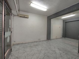 Local comercial en alquiler en Torrefiel en Valencia
