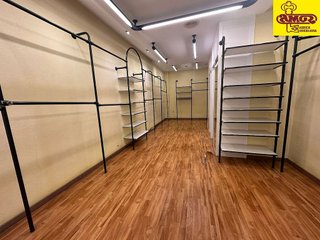 Local comercial en alquiler en Ensanche - Sar en Santiago de Compostela