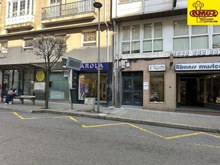 Local comercial en alquiler en Ensanche - Sar en Santiago de Compostela
