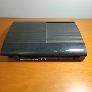PlayStation 3 Super Slim + 2 Giochi