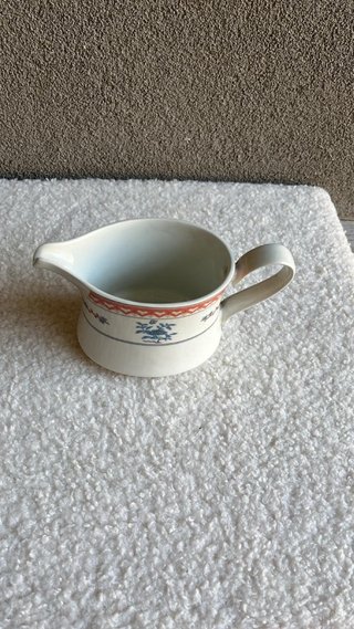 Bricchetto latte porcellana decorato