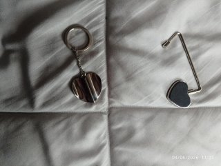 DOREX Cuelga bolsos y llavero corazón