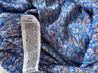 Top tirantes floral azul Mango Talla M