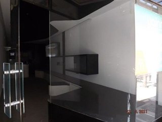Local comercial en alquiler en Avda de Madrid - Pº de la Estación en Jaén