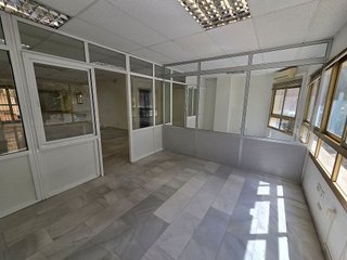 Oficina en alquiler en Perchel Norte - La Trinidad en Málaga