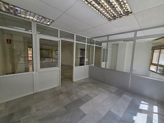 Oficina en alquiler en Perchel Norte - La Trinidad en Málaga
