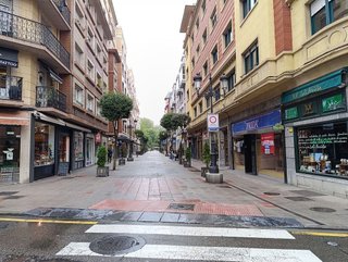 Local comercial en alquiler en Santo Domingo en Oviedo