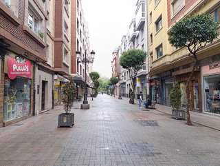 Local comercial en alquiler en Santo Domingo en Oviedo