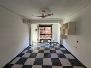 Piso en venta en Trinitat en Valencia