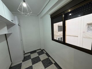 Piso en venta en Trinitat en Valencia
