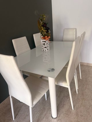 Mesa comedor cristal y 6 sillas+ cristal de regalo