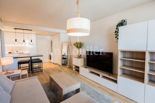 Piso en alquiler en Valdeacederas en Madrid