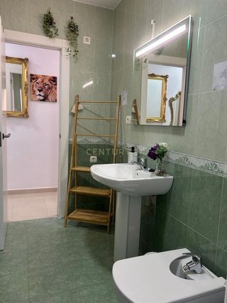 Piso en alquiler en Crta. De la Sierra en Granada
