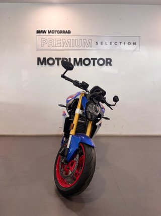 BMW F900 R (NUEVA)