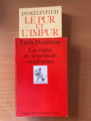Seis libros de ensayo en francés