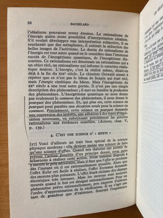 Seis libros de ensayo en francés