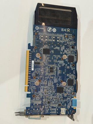 Gigabyte GTX 650 Ti Boost averiada