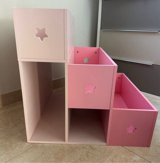 Librería infantil Vertbaudet rosa estrellas