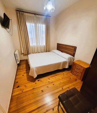 Hotel en venta en Cacabelos