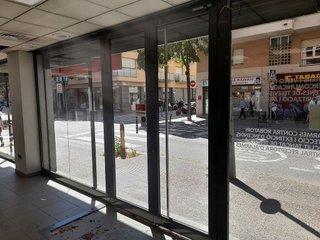Local comercial en venta en Santa Eugènia en Girona