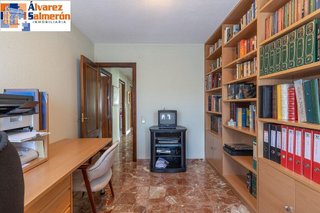 Chalet en venta en Otura