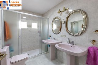 Chalet en venta en Otura