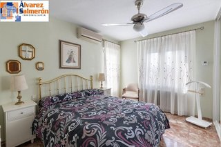 Chalet en venta en Otura