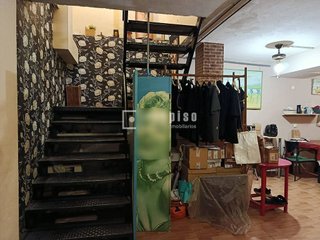 Local comercial en venta en Parque Mediterráneo - Santa Paula en Málaga