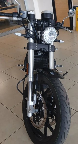 Moto Leonart Negra 125cc