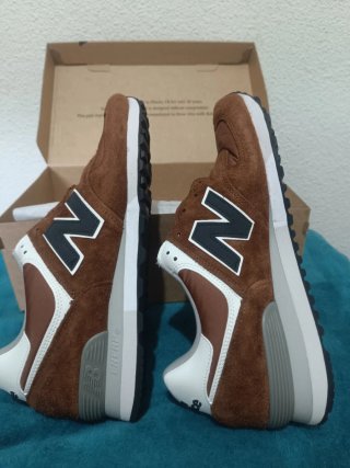 New Balance 576