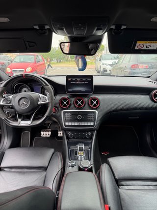 Mercedes-Benz Clase A45 AMG