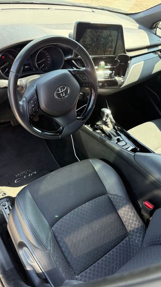 Toyota C-HR 2023