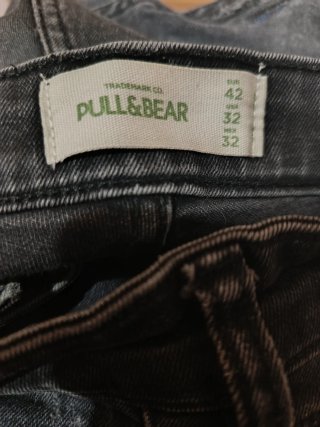 Pantalón vaquero gris oscuro hombre