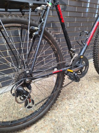 Bicicleta de Montaña Negra