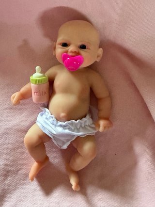 Muñeca Reborn 15cm con Biberón y Chupete