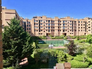 Piso en alquiler en Piovera - Conde Orgaz en Madrid