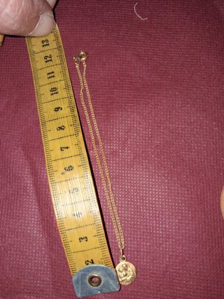 Muñeca antigua CADENA
